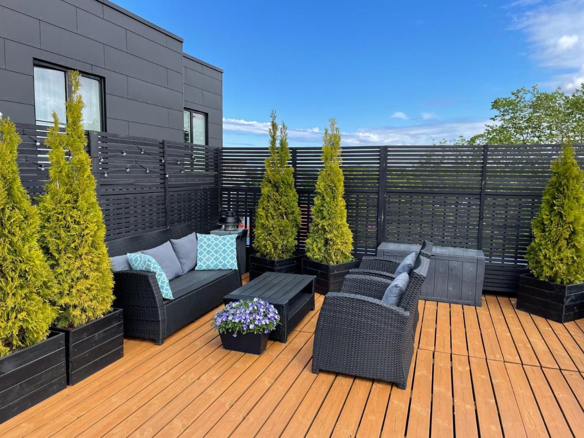 City Terrace Apartment Avangard - Large Private Roof Terrace Талин Екстериор снимка
