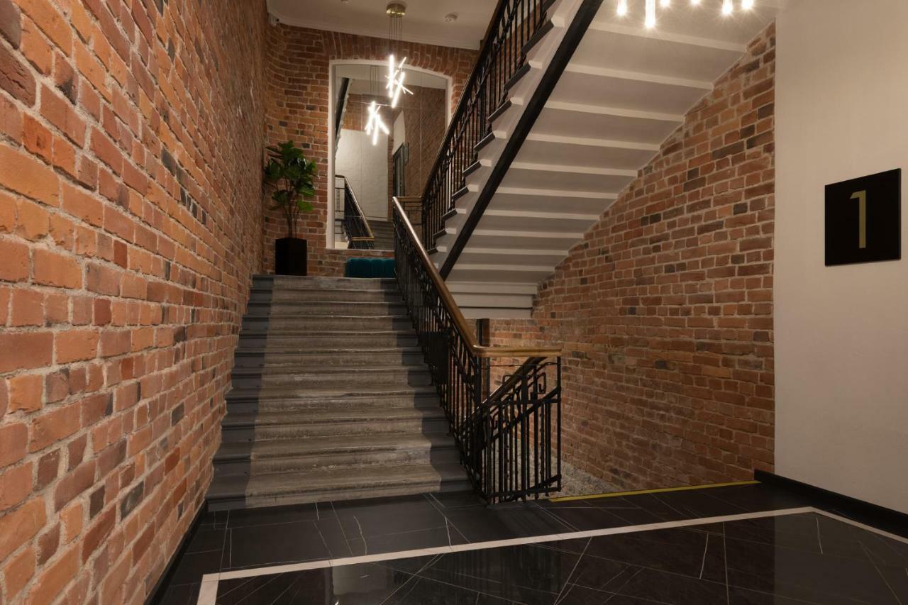 City Terrace Apartment Avangard - Large Private Roof Terrace Талин Екстериор снимка