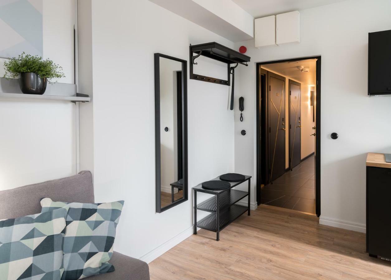City Terrace Apartment Avangard - Large Private Roof Terrace Талин Екстериор снимка